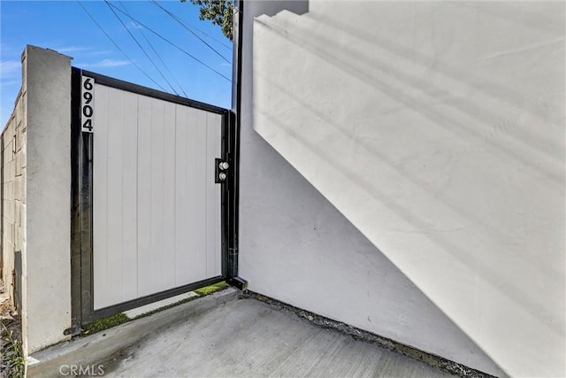 6904 Corbin Ave, Reseda, CA 91335 - exterior view