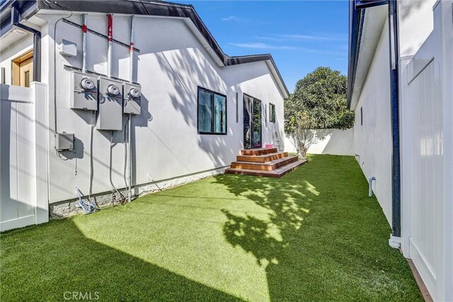 6904 Corbin Ave, Reseda, CA 91335 - view of yard