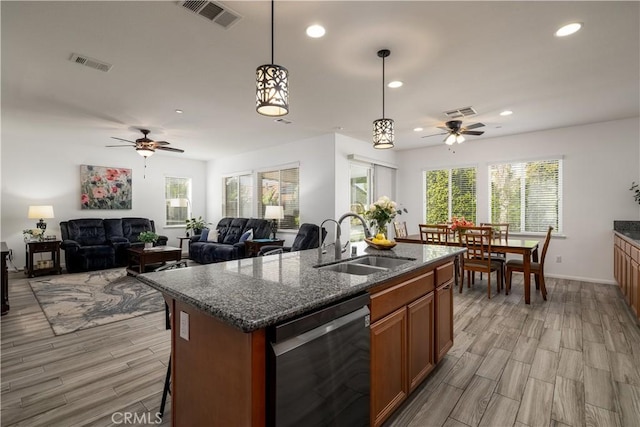 27937 Pleasant Bay Cir, Menifee, CA 92585 - photo 5