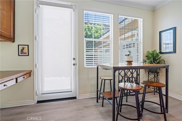 28549 Oakhurst Way, Temecula, CA 92591 - entryway featuring light wood finished floors, ornamental molding, and plenty of natural light