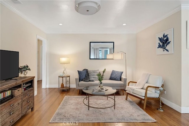 20108 Wayne Ave, Torrance, CA 90503 - living area featuring light wood-style floors, ornamental molding, and recessed lighting