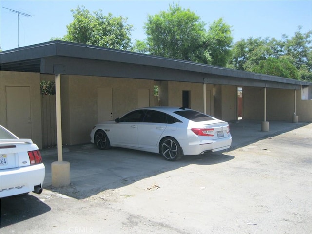 235 E 7th St, San Jacinto, CA 92583 - view of covered parking lot