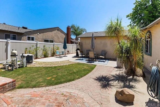 10048 Waynecrest Ln, Santee, CA 92071 - view of yard with a patio