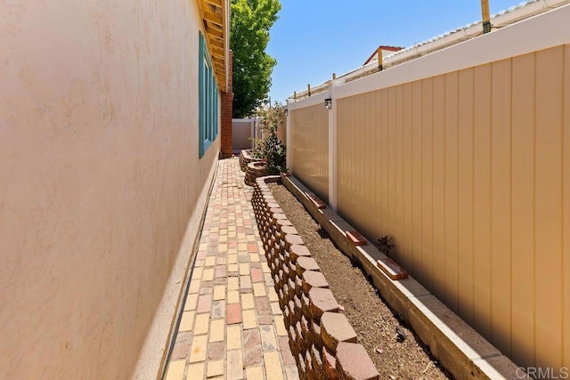 10048 Waynecrest Ln, Santee, CA 92071 - view of side of property with stucco siding