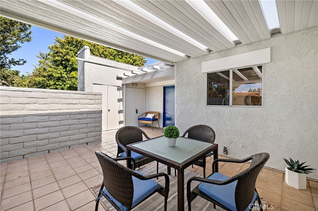 2133 Via Puerta Unit A, Laguna Woods, CA 92637 - view of patio / terrace with outdoor dining area
