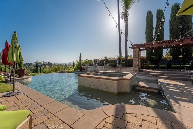 25492 Spotted Pony Ln, Laguna Hills, CA 92653 - view of swimming pool with an in-ground hot tub, an infinity pool, and a patio area