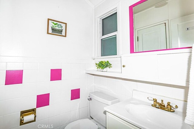 11559 Blix St, Valley Village, CA 91602 - photo 14