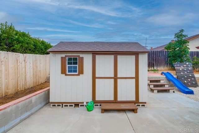 911 S Citrus Ave, Escondido, CA 92027 - view of shed with a fenced backyard