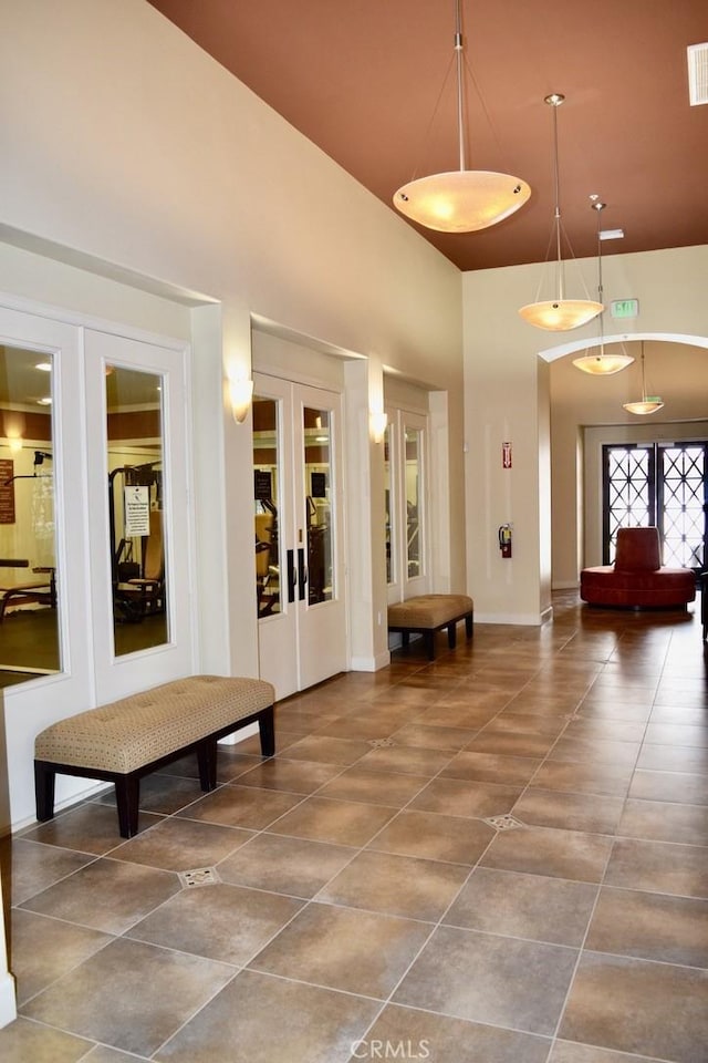 30505 Canyon Hills Rd Unit 1902, Lake Elsinore, CA 92532 - common area featuring a towering ceiling