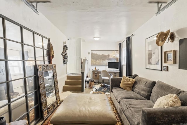 216466 S 40th St, San Diego, CA 92113 - living area featuring carpet