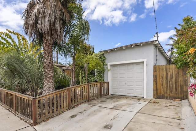 216466 S 40th St, San Diego, CA 92113 - garage featuring driveway