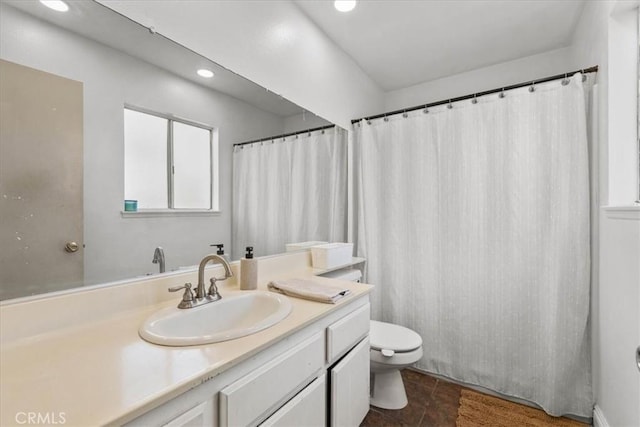 2271 Stanford St, San Bernardino, CA 92407 - full bath with vanity and recessed lighting