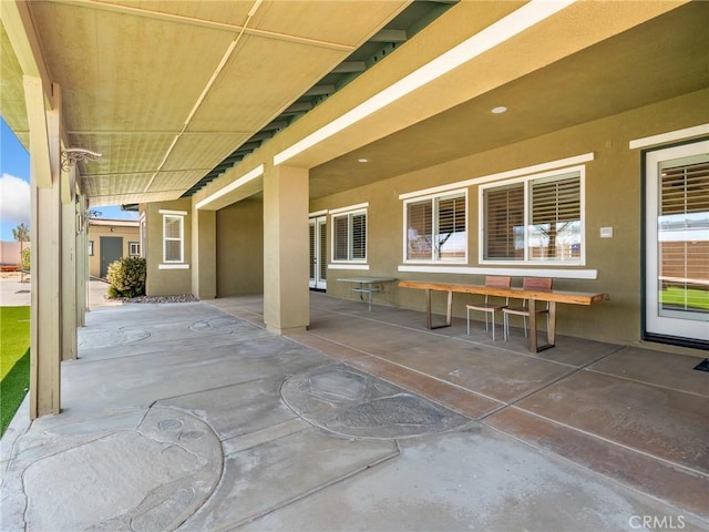7219 Evening Star Rose Ct, Oak Hills, CA 92344 - view of patio / terrace