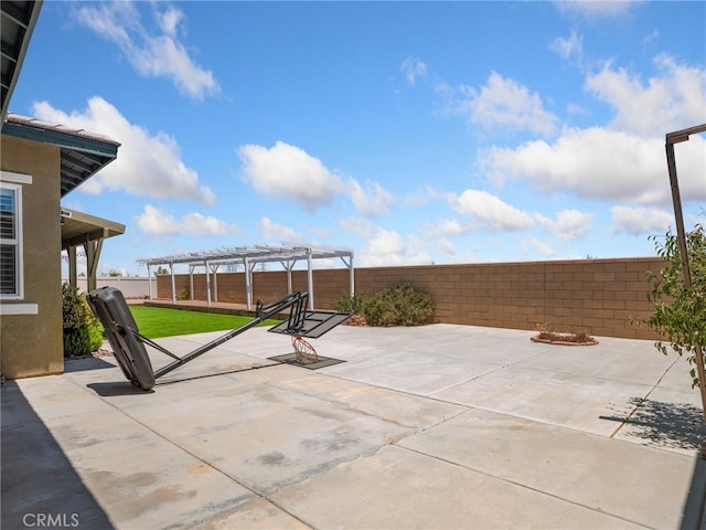 7219 Evening Star Rose Ct, Oak Hills, CA 92344 - fenced backyard with a pergola and a patio area