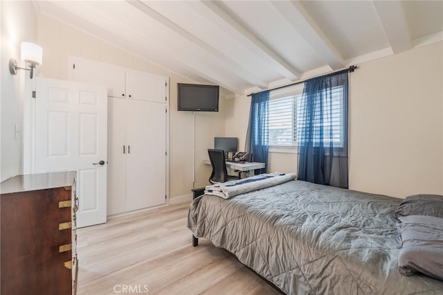 1925 W Beacon Ave, Anaheim, CA 92804 - bedroom featuring light wood finished floors, a desk, and a closet