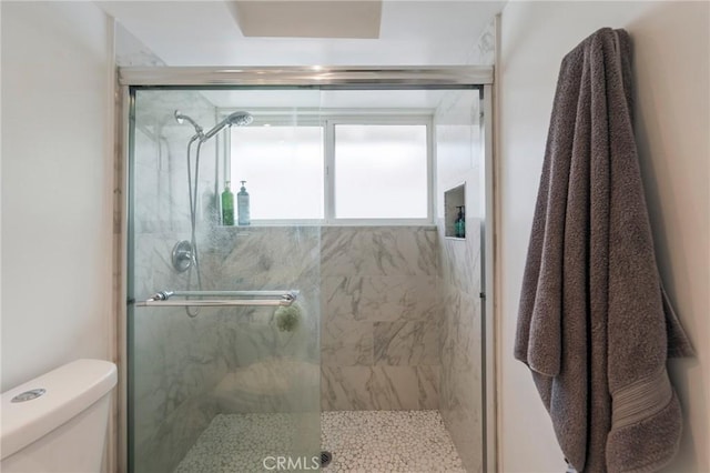 1925 W Beacon Ave, Anaheim, CA 92804 - full bathroom featuring toilet and a stall shower