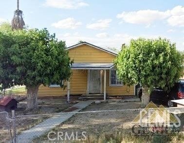 1016 E Casa Loma Dr, Bakersfield, CA 93307 - view of front of house