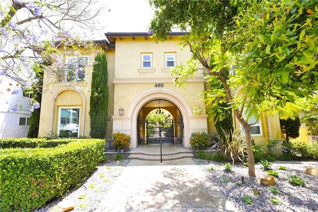 480 S Los Robles Ave Unit 3, Pasadena, CA 91101 - photo 1