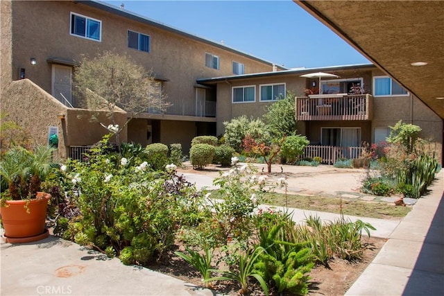 4727 W 147th St Unit 251, Lawndale, CA 90260 - view of property's community