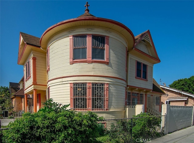 1703 Toberman St, Los Angeles, CA 90015 - view of victorian house