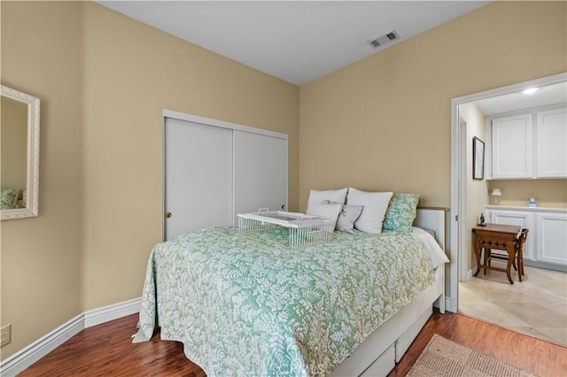71 Via Barcaza, Coto De Caza, CA 92679 - bedroom featuring wood finished floors and a closet