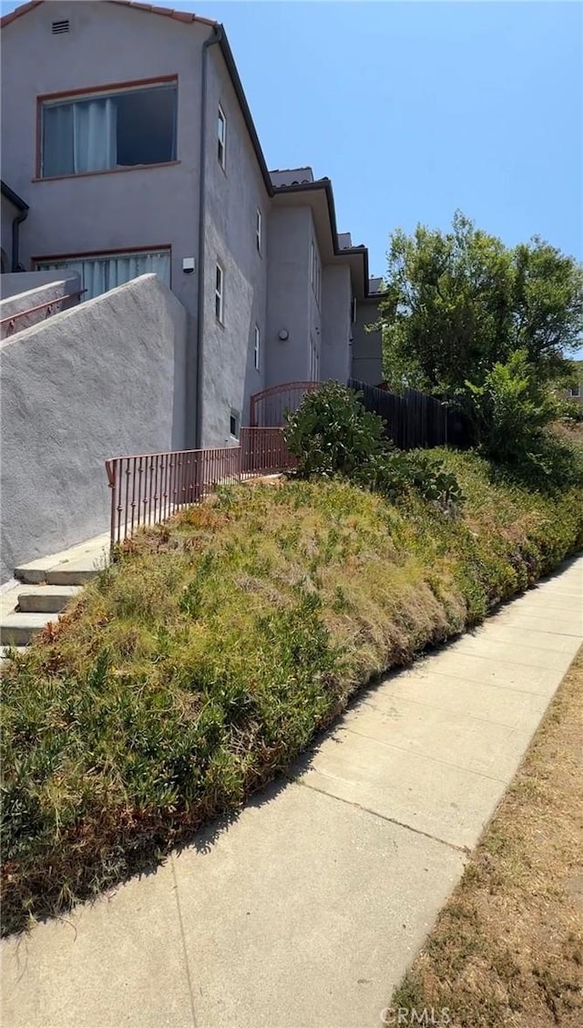 1574 S Curson Ave, Los Angeles, CA 90019 - photo 3