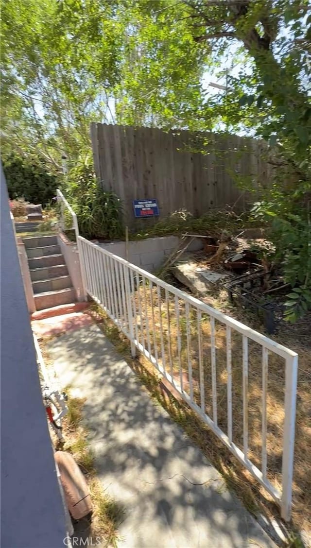 1574 S Curson Ave, Los Angeles, CA 90019 - photo 12