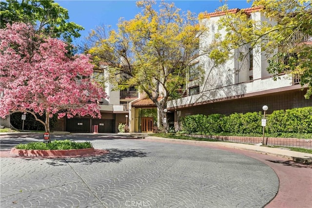 4210 Via Arbolada Unit 317, Los Angeles, CA 90042 - view of property with curved driveway