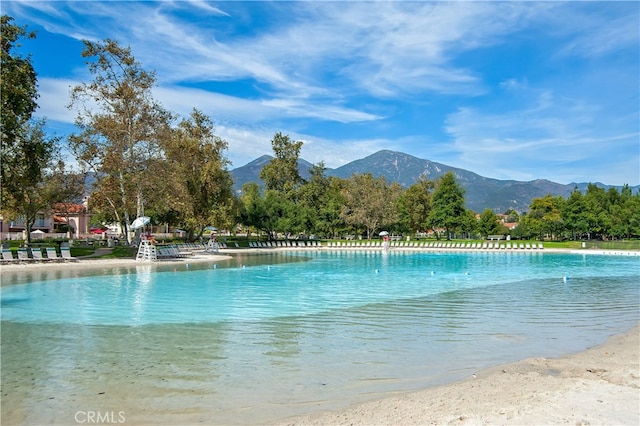 16 Snowberry, Rancho Santa Margarita, CA 92688 - photo 34