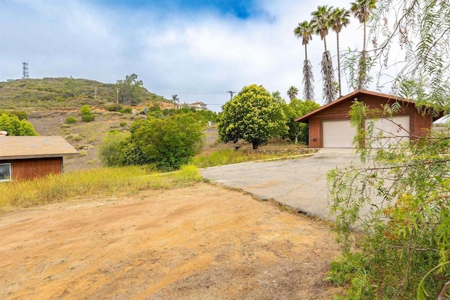 29556 Sierra Rojo Ln, Valley Center, CA 92082 - view of yard featuring an outbuilding