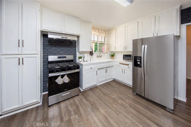 7838 Hazeltine Ave, Panorama City, CA 91402 - photo 10