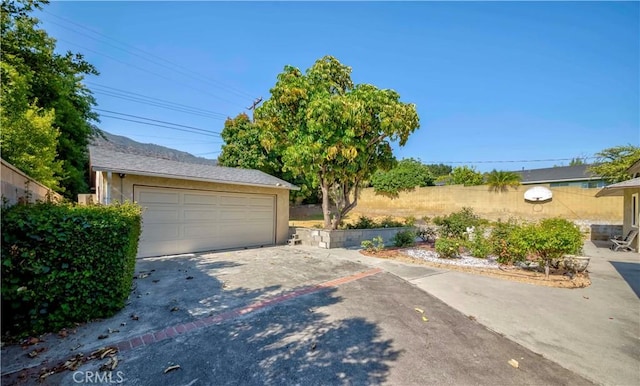 405 W Virginia Ave, Glendora, CA 91741 - view of front of property featuring an outbuilding and a garage