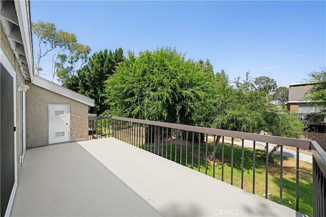 6741 Caro St, Paramount, CA 90723 - view of patio / terrace