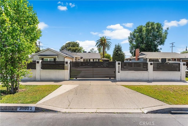 20322 Cantara St, Winnetka, CA 91306 - gate with a fenced front yard