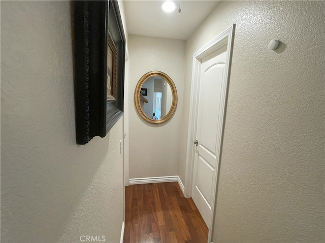 17 Thornbird, Aliso Viejo, CA 92656 - hall with dark wood-style floors and a textured wall