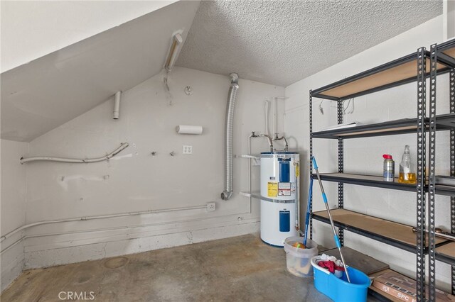2621 E 20th St Unit 12, Signal Hill, CA 90755 - utility room with water heater