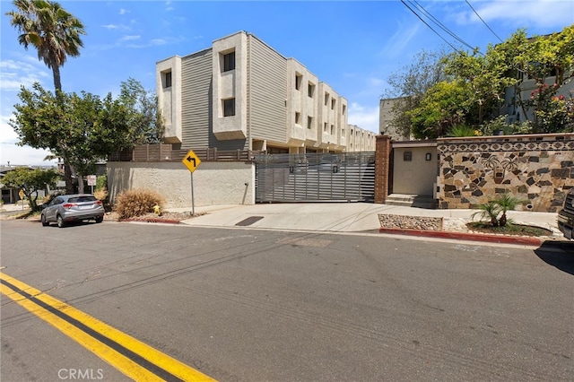 2621 E 20th St Unit 12, Signal Hill, CA 90755 - view of property