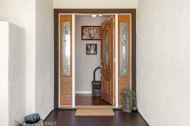 4742 Crow Rd, Oakdale, CA 95361 - entrance to property