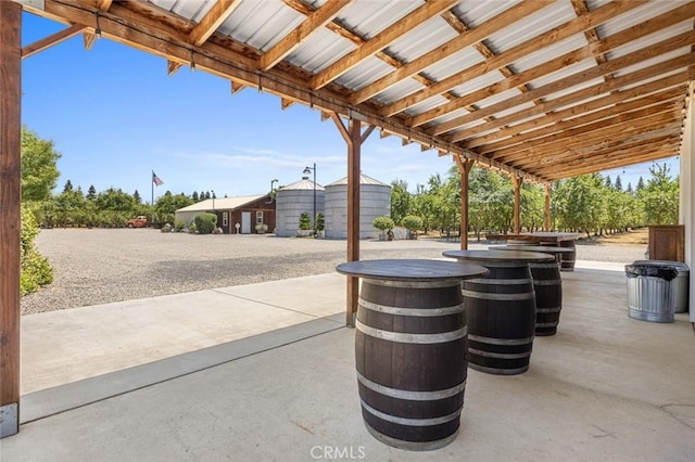 4742 Crow Rd, Oakdale, CA 95361 - view of patio / terrace