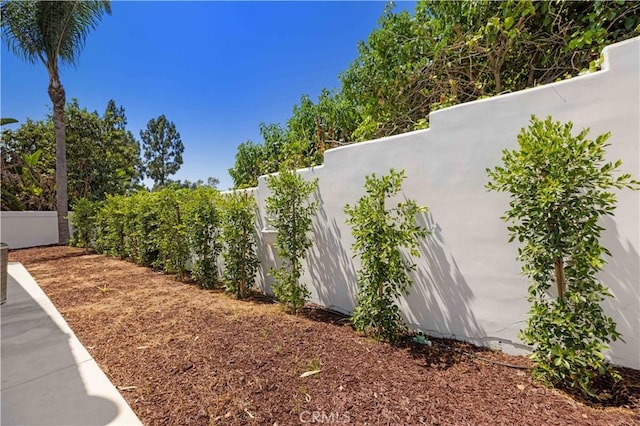 25981 Cordillera Dr, Mission Viejo, CA 92691 - view of fenced backyard