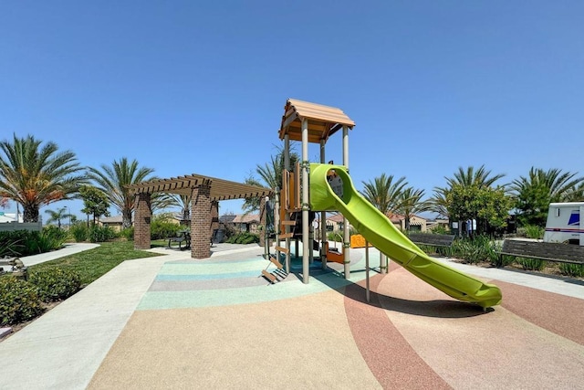 1201 Via Lucero, Oceanside, CA 92056 - community play area with a pergola