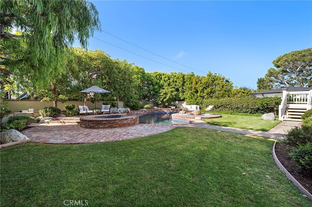 520 Kings Rd, Newport Beach, CA 92663 - view of grassy yard featuring an in-ground hot tub and a patio