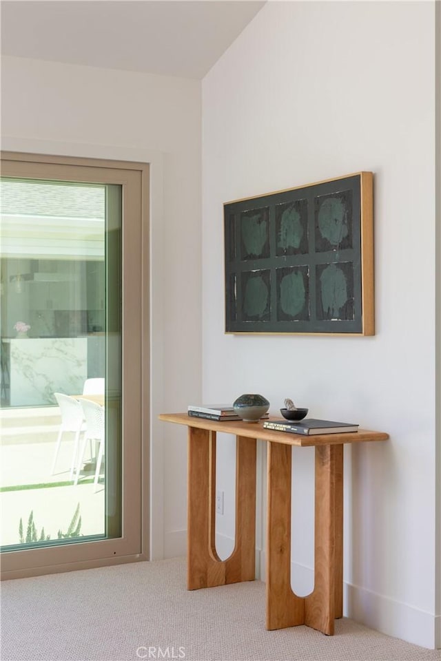 212 E 19th St, Costa Mesa, CA 92627 - detailed view of carpet flooring