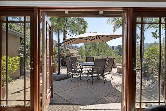 9999 Wornom Ave, Sunland, CA 91040 - view of doorway