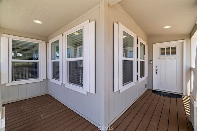 635 Boquest Blvd, Paradise, CA 95969 - property entrance featuring a porch