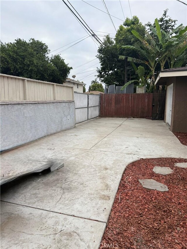 20816 Pioneer Blvd, Lakewood, CA 90715 - photo 17