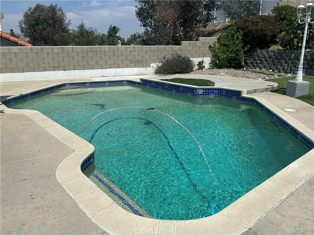 905 Broadway St, Lake Elsinore, CA 92530 - photo 32