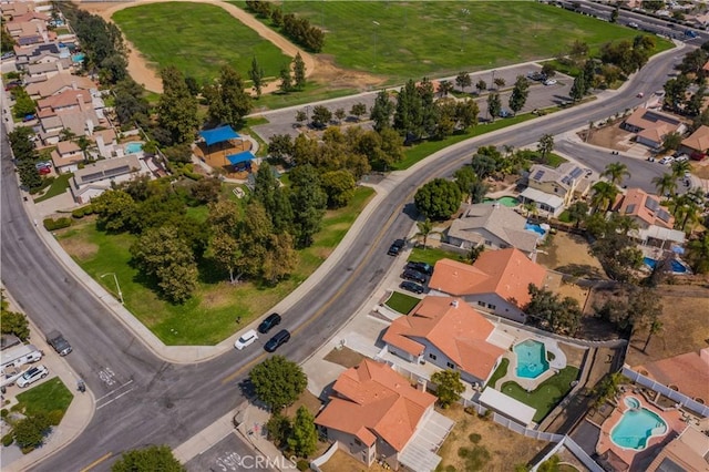 905 Broadway St, Lake Elsinore, CA 92530 - photo 9