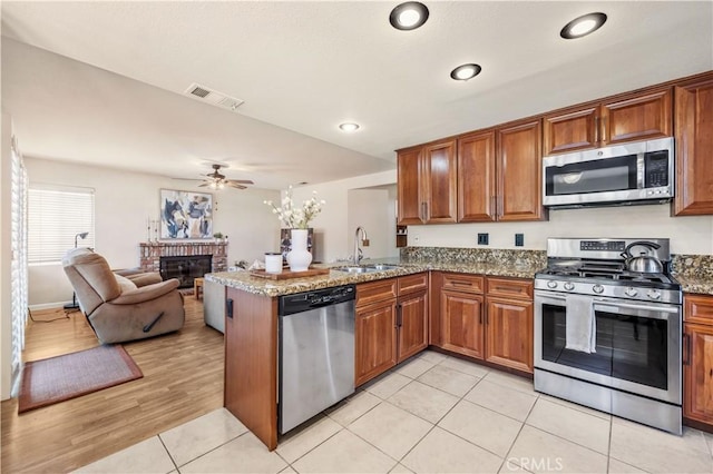 11127 Liverpool Ln, Riverside, CA 92503 - photo 7