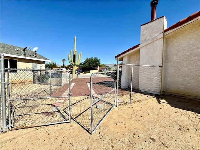 2748 Delmar Ave, Mojave, CA 93501 - view of yard with a gate